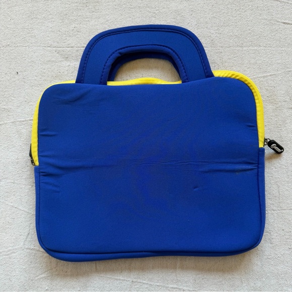 Contixo 10" Tablet Sleeve Bag Compatible for Contixo Tablet, iPad Mini Accessory - Picture 2 of 7